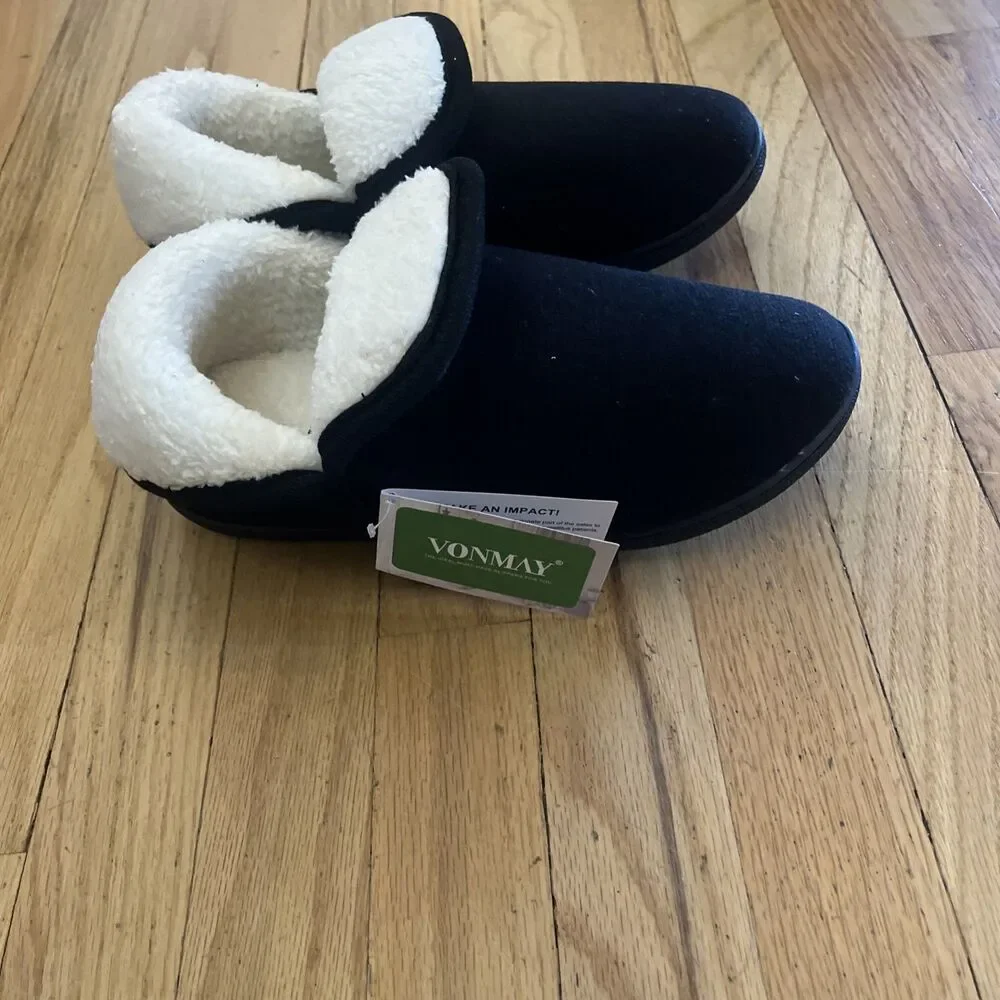 NWT Black Woman’s Vonmay   Memory Foam Slippers Size 10